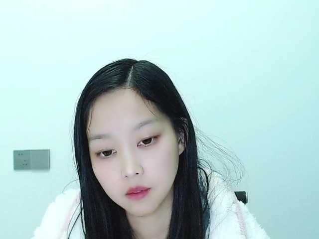 Selinababy99's BongaCams show and profile