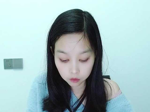 Selinababy99's BongaCams show and profile