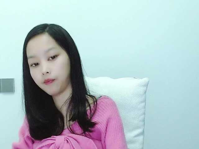 Selinababy99's BongaCams show and profile