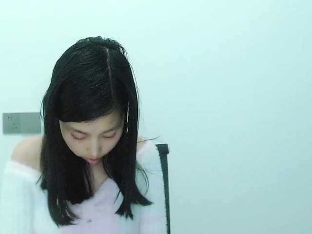 Selinababy99's BongaCams show and profile