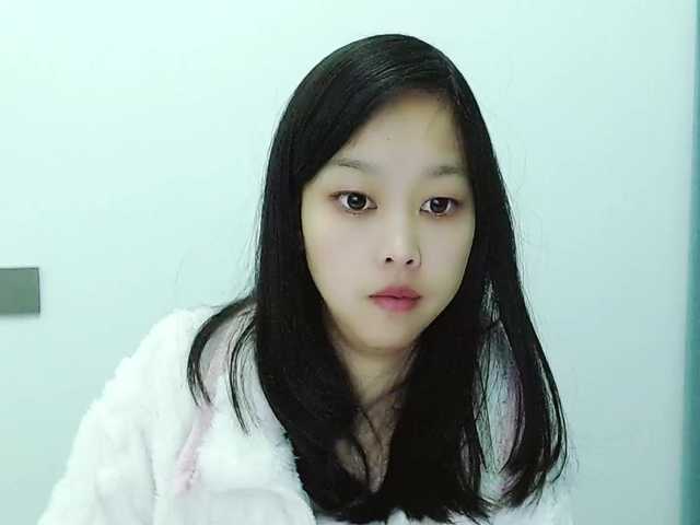 Selinababy99's BongaCams show and profile