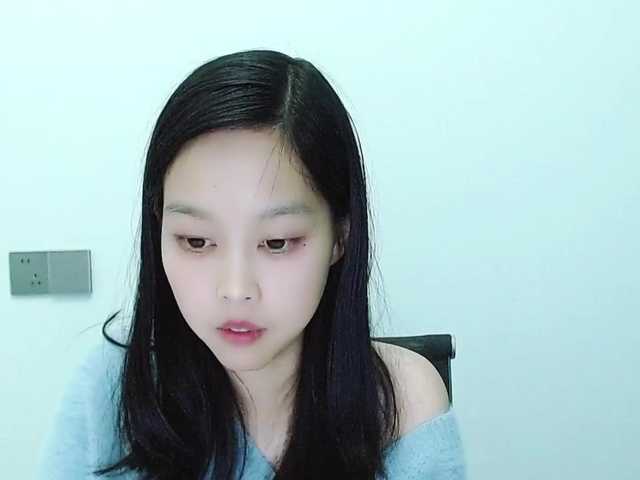 Selinababy99's BongaCams show and profile