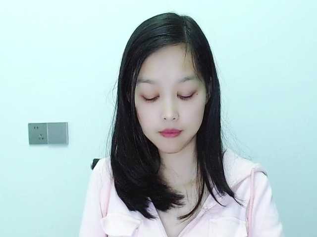 Selinababy99's BongaCams show and profile