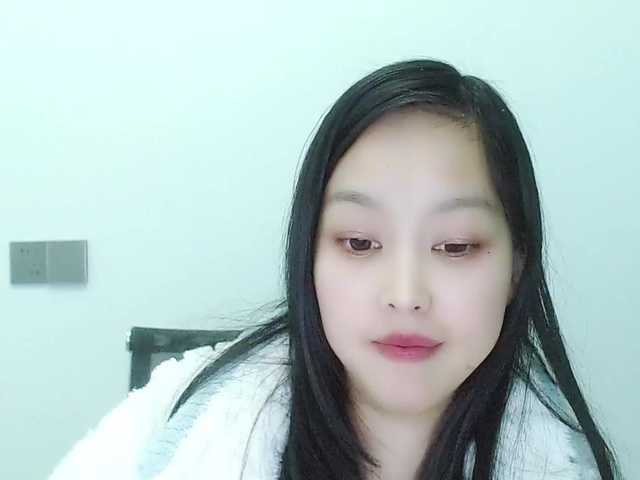 Selinababy99's BongaCams show and profile