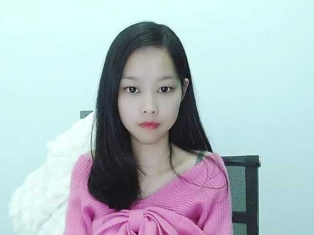 Selinababy99's BongaCams show and profile