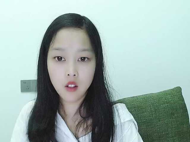 Selinababy99's BongaCams show and profile