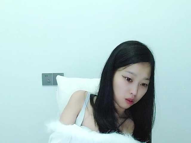 Selinababy99's BongaCams show and profile