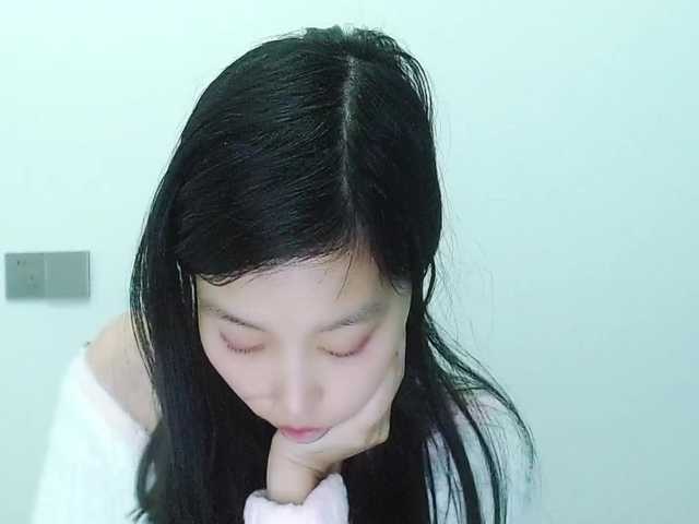 Selinababy99's BongaCams show and profile