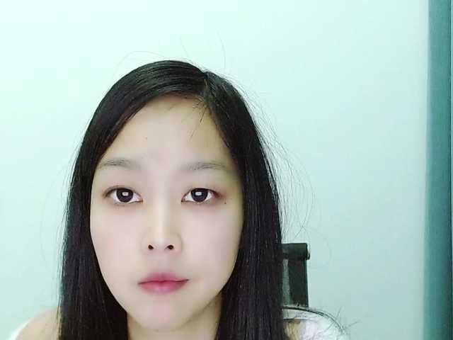 Selinababy99's BongaCams show and profile