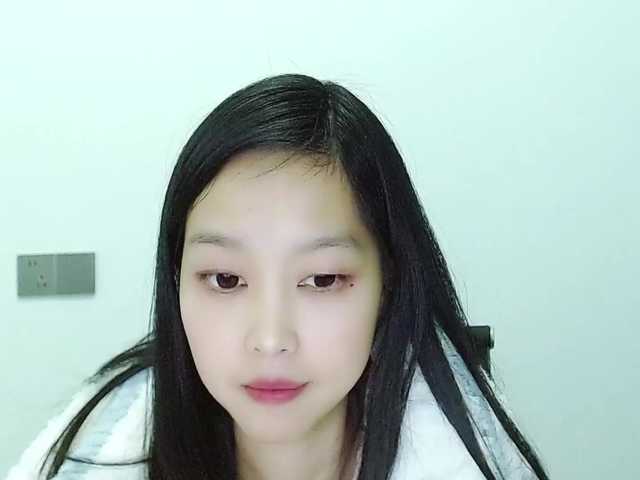 Selinababy99's BongaCams show and profile