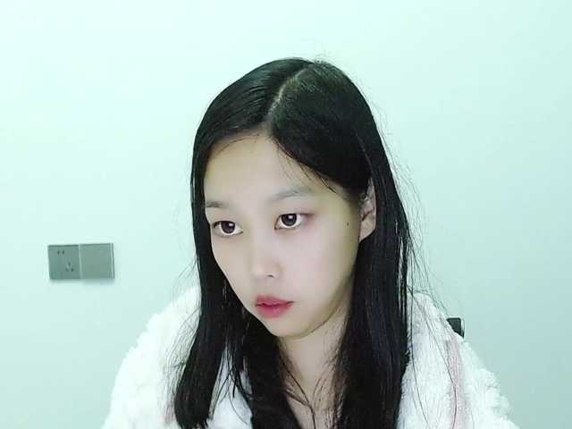 Selinababy99's BongaCams show and profile