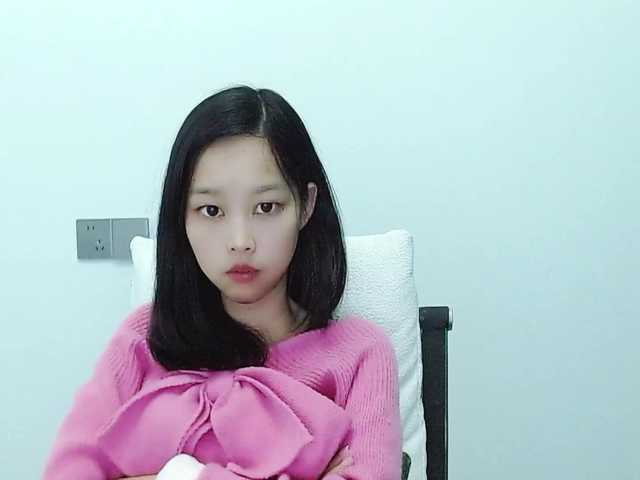 Selinababy99's BongaCams show and profile