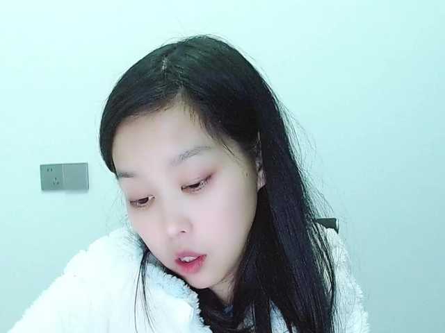 Selinababy99's BongaCams show and profile