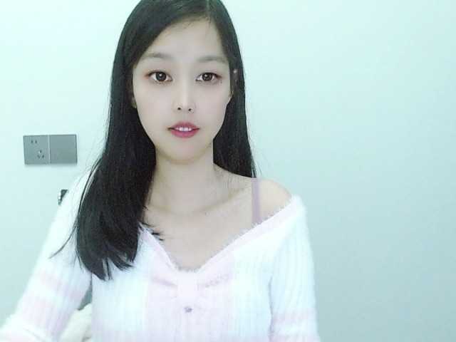 Selinababy99's BongaCams show and profile