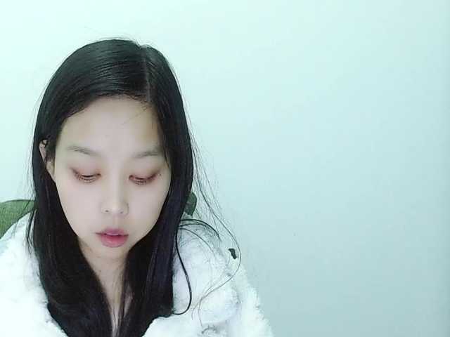 Selinababy99's BongaCams show and profile