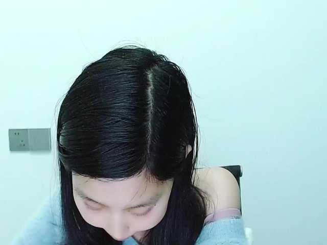 Selinababy99's BongaCams show and profile