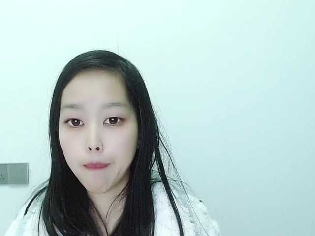 Selinababy99's BongaCams show and profile