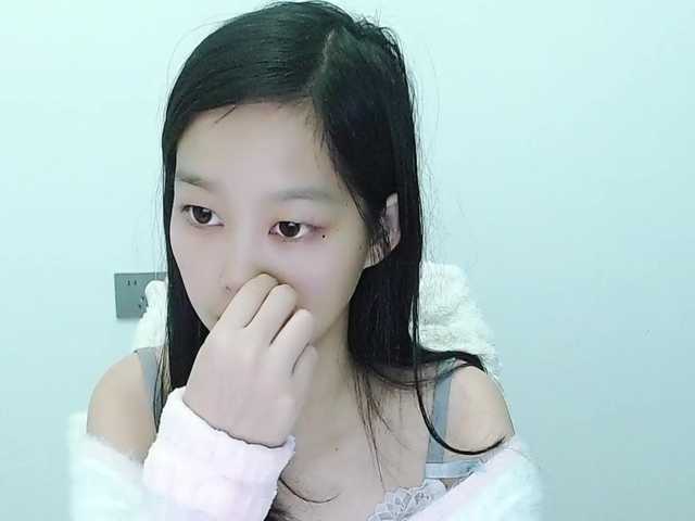 Selinababy99's BongaCams show and profile