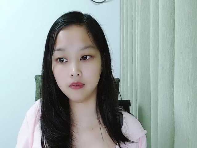 Selinababy99's BongaCams show and profile