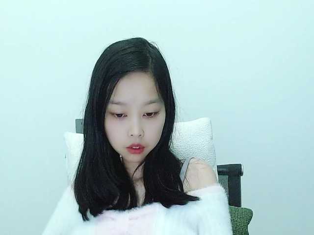 Selinababy99's BongaCams show and profile