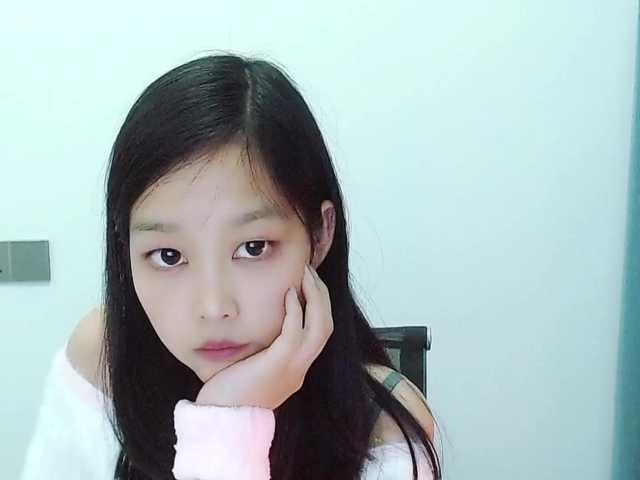 Selinababy99's BongaCams show and profile