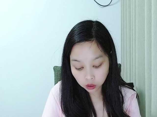 Selinababy99's BongaCams show and profile