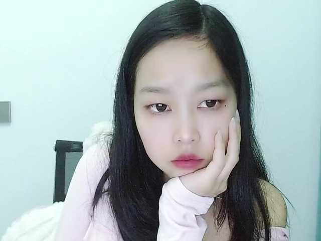 Selinababy99's BongaCams show and profile