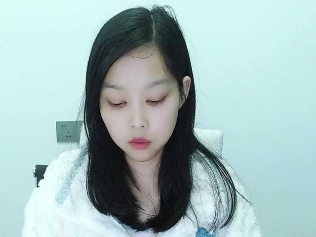 Selinababy99's BongaCams show and profile