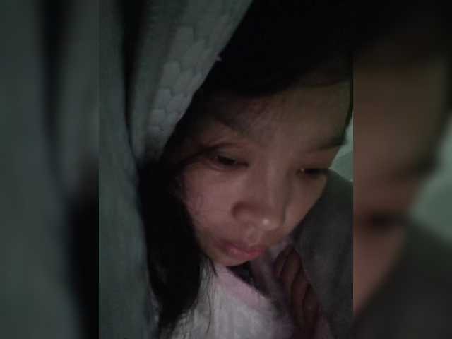 Selinababy99's BongaCams show and profile