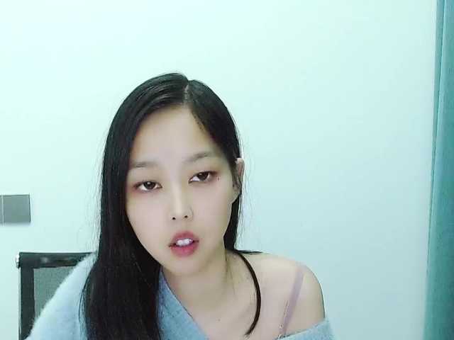 Selinababy99's BongaCams show and profile