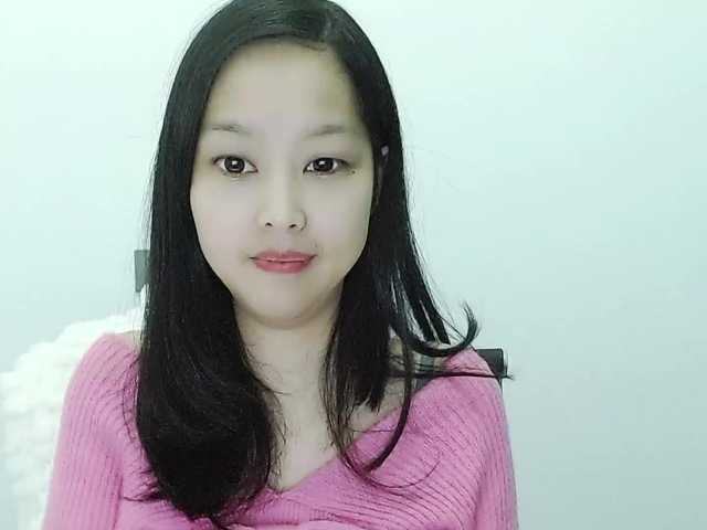 Selinababy99's BongaCams show and profile