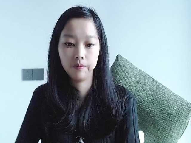 Selinababy99's BongaCams show and profile