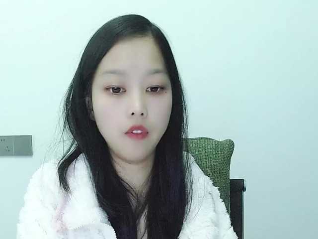 Selinababy99's BongaCams show and profile