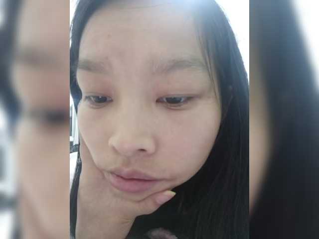 Selinababy99's BongaCams show and profile