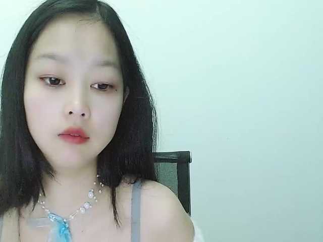 Selinababy99's BongaCams show and profile