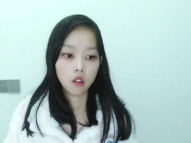 Selinababy99's BongaCams show and profile