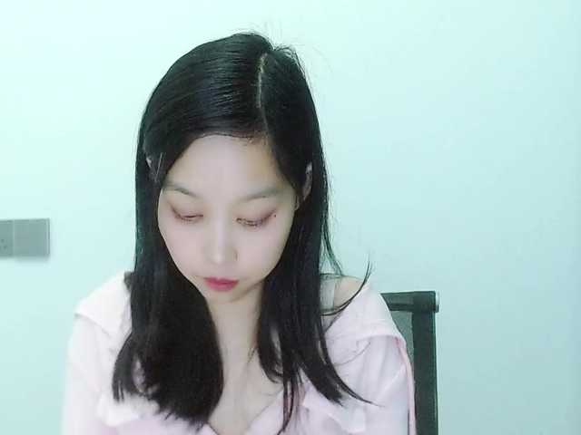 Selinababy99's BongaCams show and profile