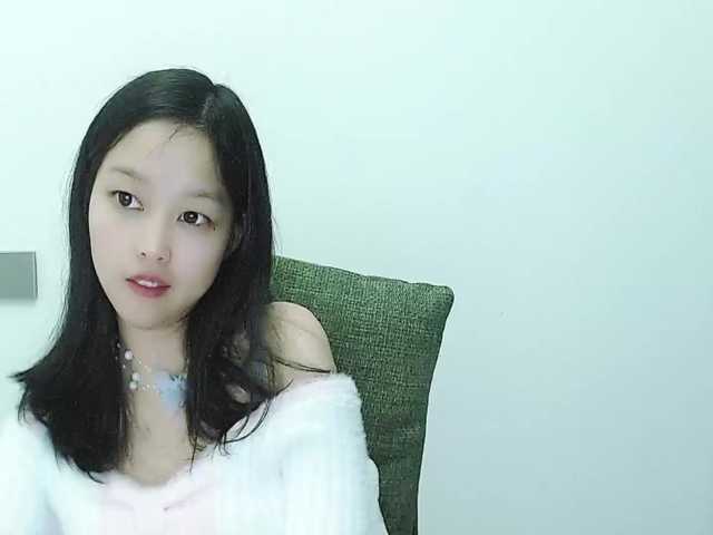 Selinababy99's BongaCams show and profile