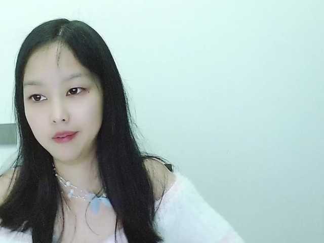 Selinababy99's BongaCams show and profile