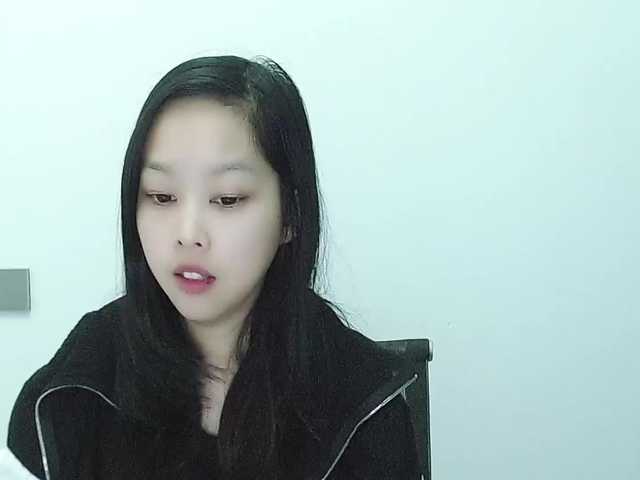 Selinababy99's BongaCams show and profile