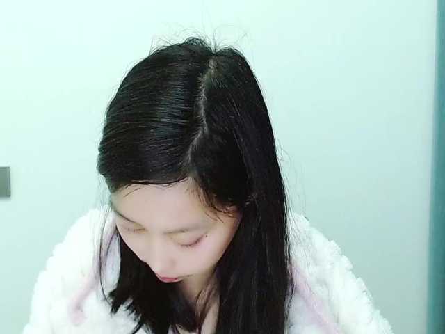 Selinababy99's BongaCams show and profile