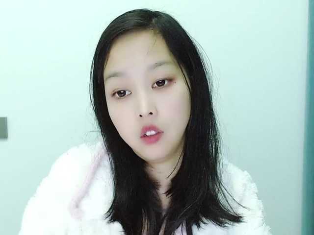 Selinababy99's BongaCams show and profile