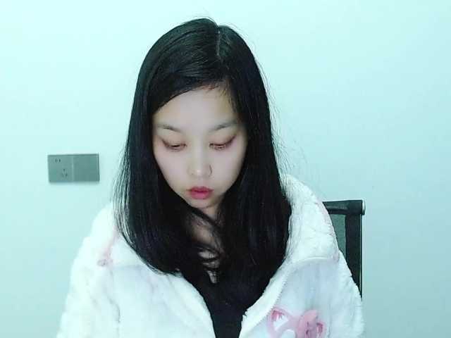 Selinababy99's BongaCams show and profile