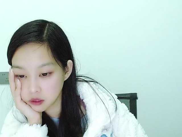 Selinababy99's BongaCams show and profile