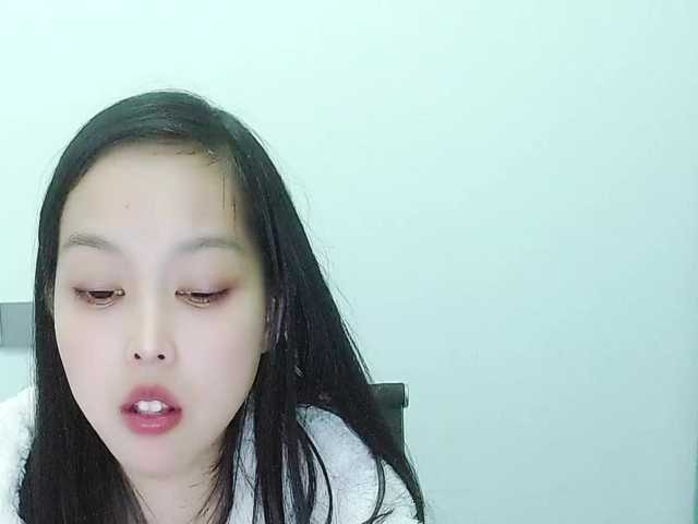 Selinababy99's BongaCams show and profile