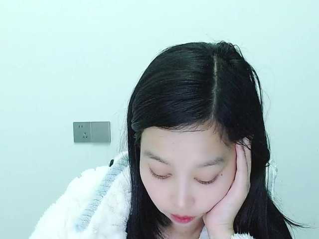 Selinababy99's BongaCams show and profile