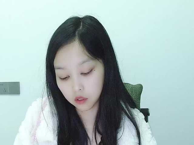 Selinababy99's BongaCams show and profile