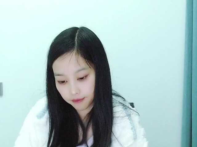 Selinababy99's BongaCams show and profile