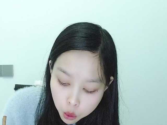 Selinababy99's BongaCams show and profile