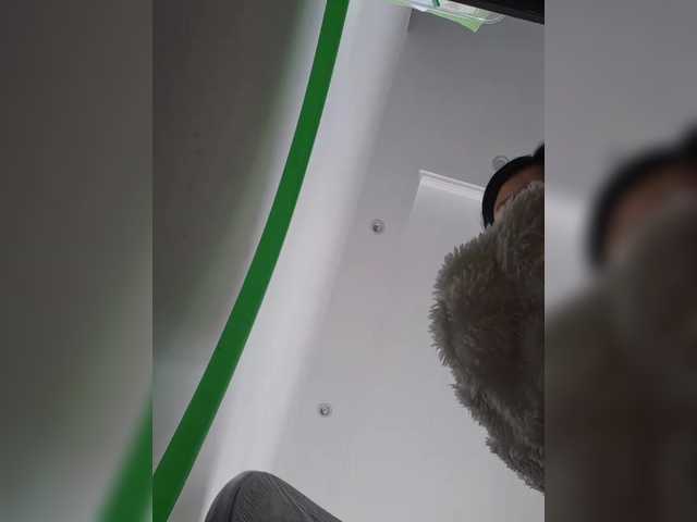 Selinababy99's BongaCams show and profile